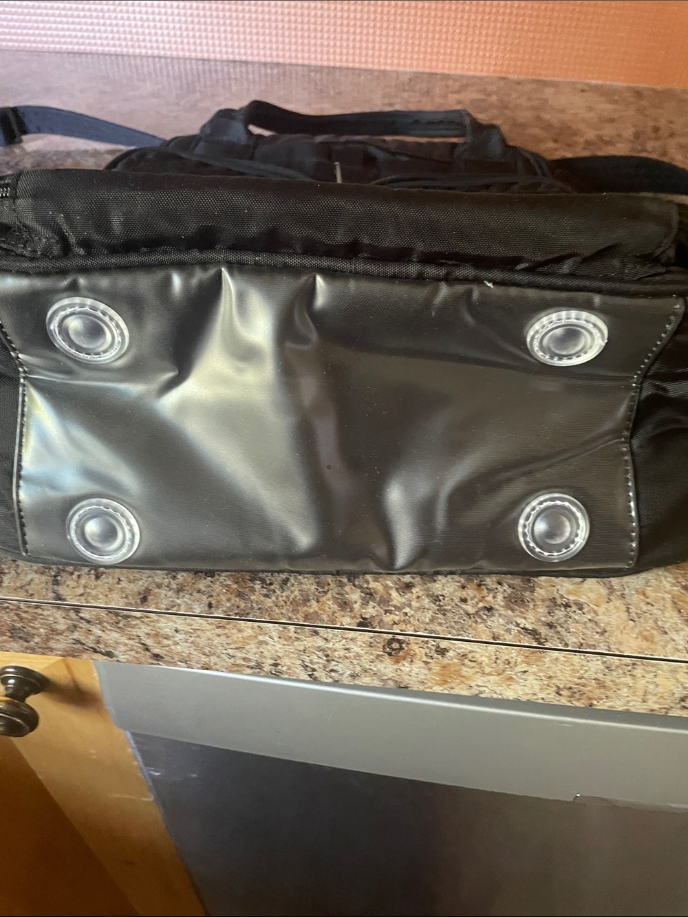 lug Black Quilted Multi-Pocket tote - Picture 7 of 7